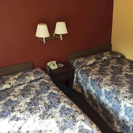 Super 7 Inn Литл-Рок Экстерьер фото